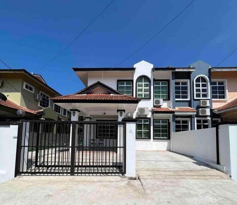 Holiday home Bayu Homes *